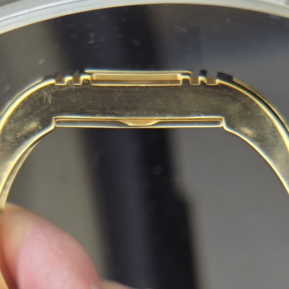 Tory Burch Fitbit Flex 2 Goldtone Metal Hinged Bracelet - Limited Edition - Picture 8 of 9